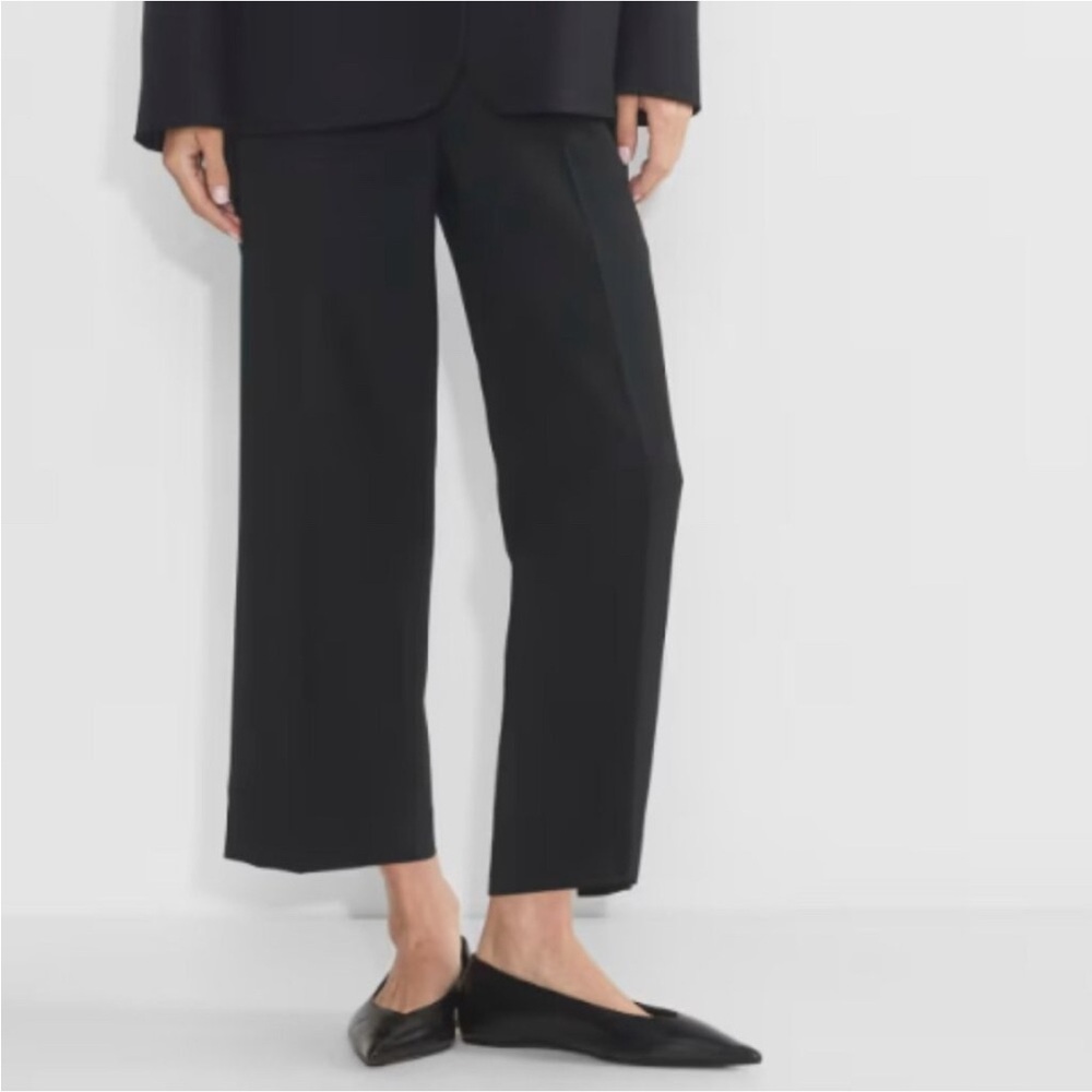 Babaton Agency cropped pant (re)ssential 2 24”
